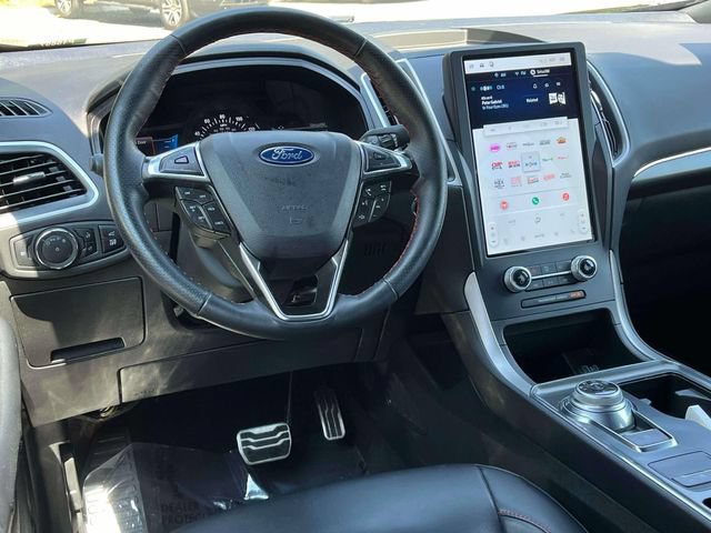 Certified 2024 Ford Edge ST-Line AWD/4WD image 14
