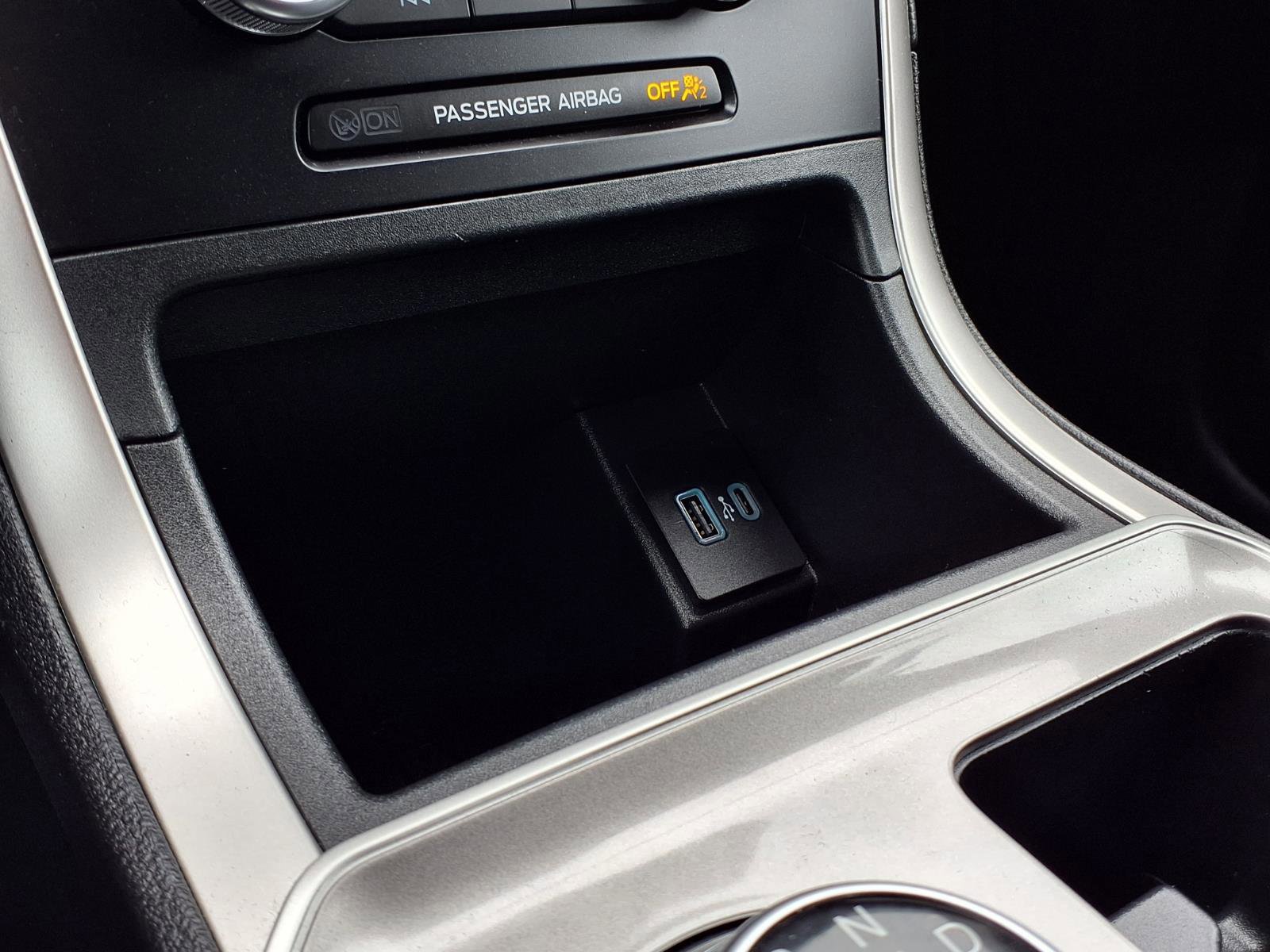 Certified 2024 Ford Edge SEL w/ Convenience Package image 16