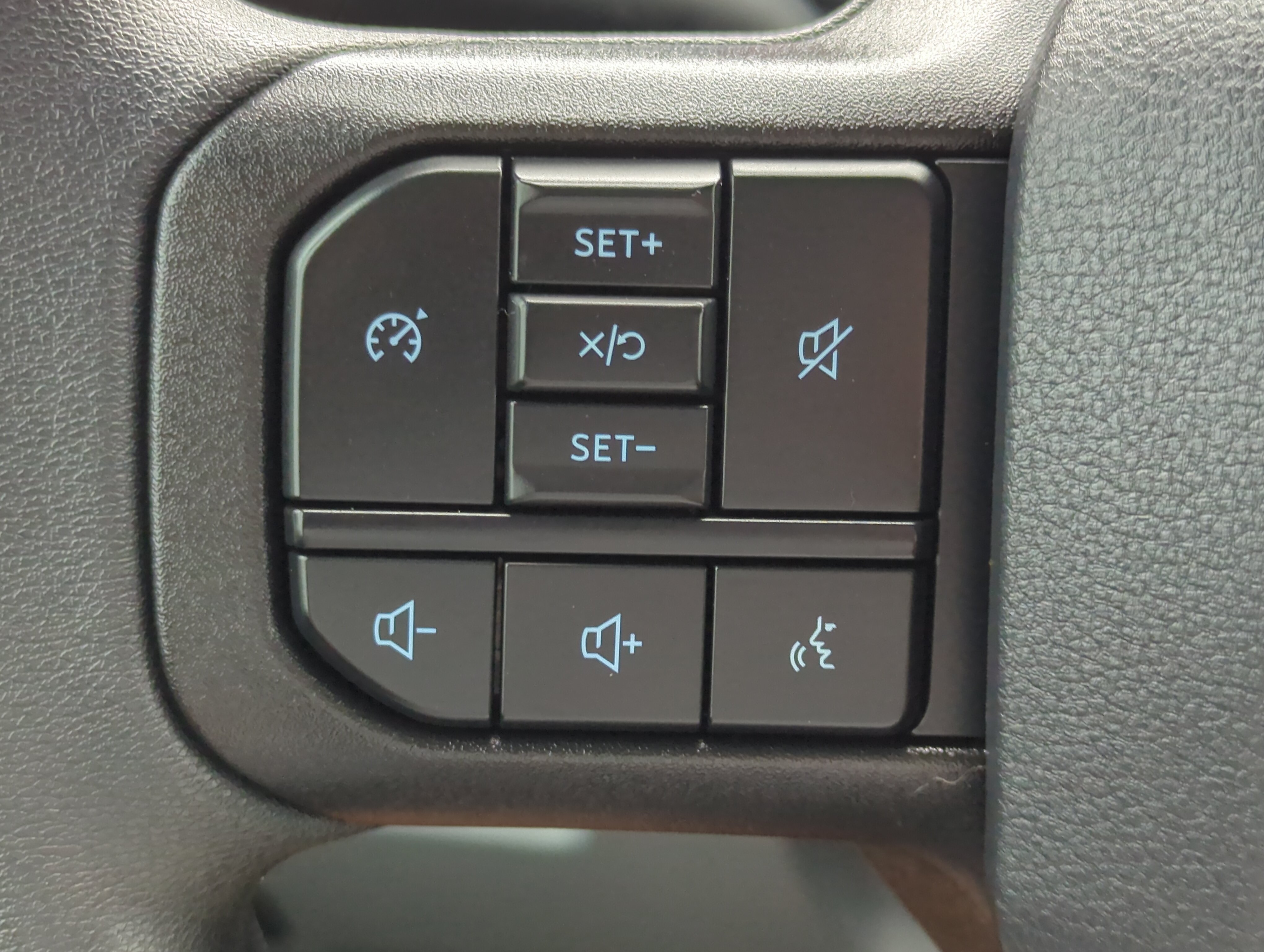 Certified 2025 Ford F350 XLT AWD/4WD image 20