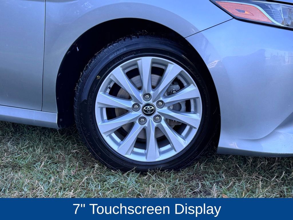Used 2019 Toyota Camry LE image 9