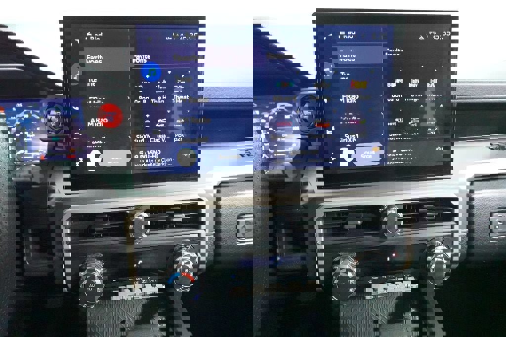 Used 2025 Toyota Tacoma TRD Off-Road image 14