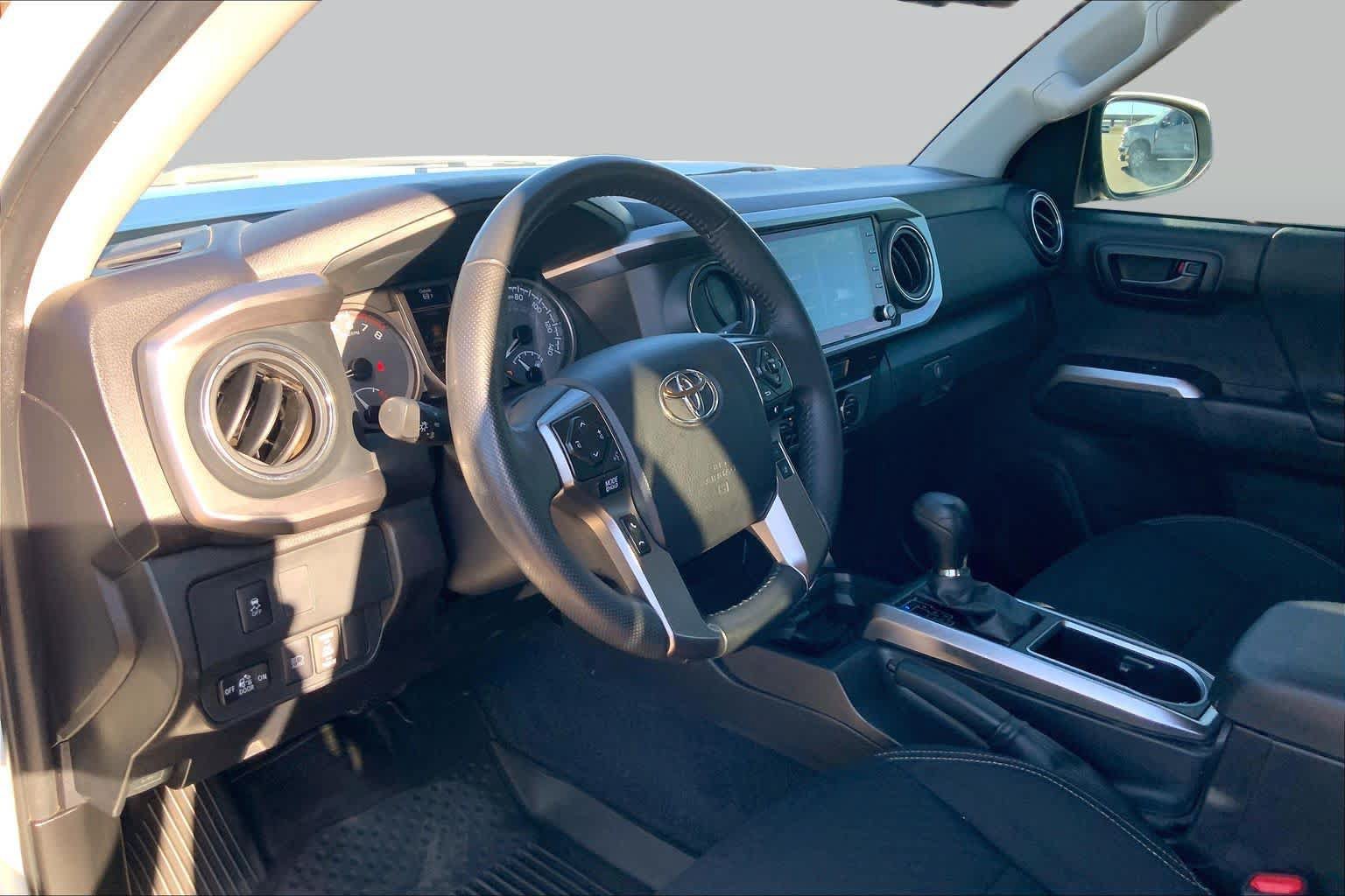 Used 2023 Toyota Tacoma 4x4 Double Cab w/ Trail Edition image 18