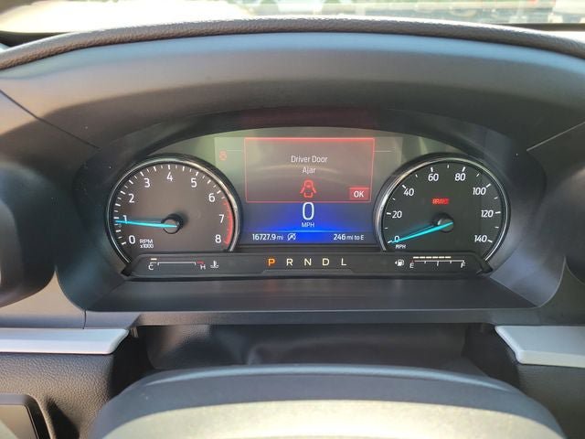 Certified 2024 Ford Explorer XLT w/ Equipment Group 202A AWD/4WD image 9