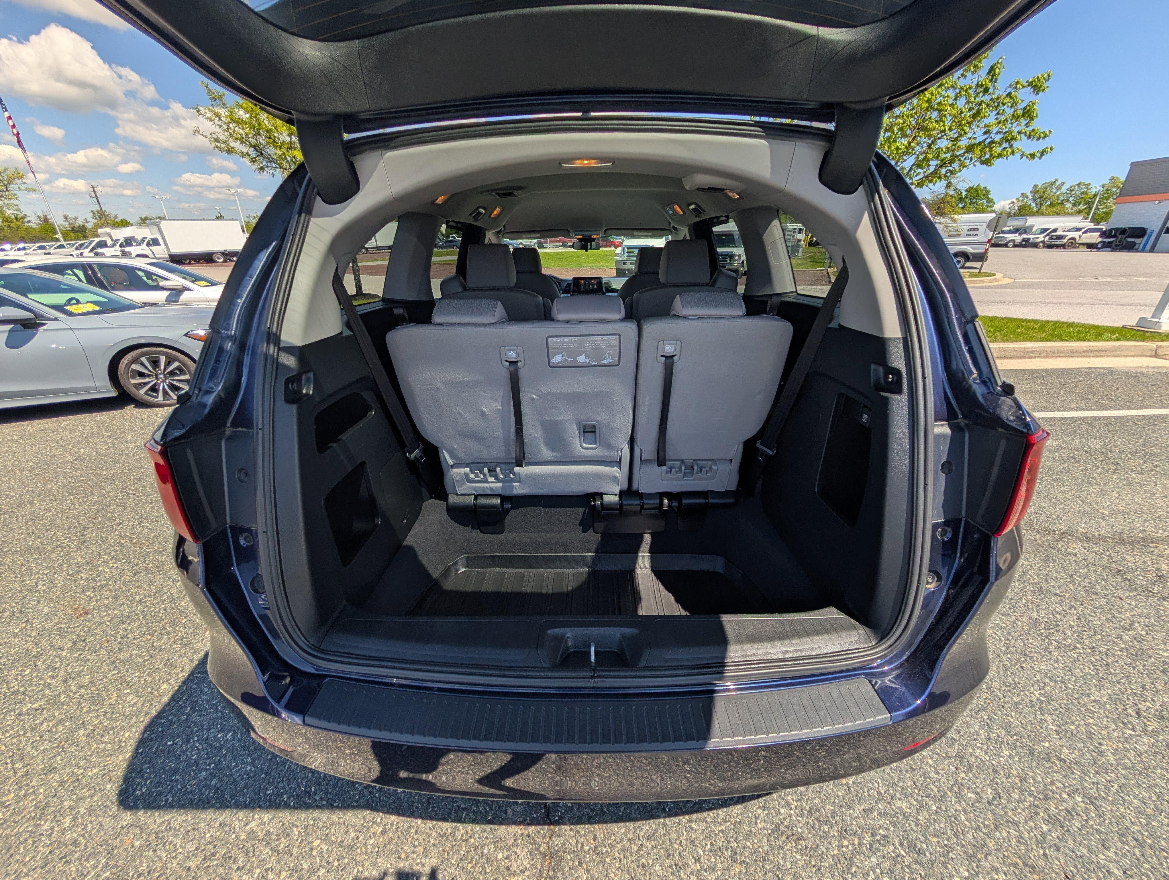 Used 2021 Honda Odyssey EX image 13