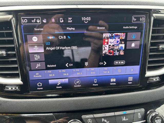 Used 2023 Chrysler Pacifica Touring-L FWD image 32