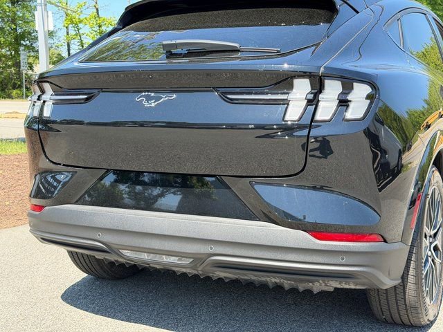 Certified 2025 Ford Mustang Mach-E Premium AWD/4WD image 18