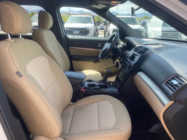 Certified 2017 Ford Explorer FWD image 19