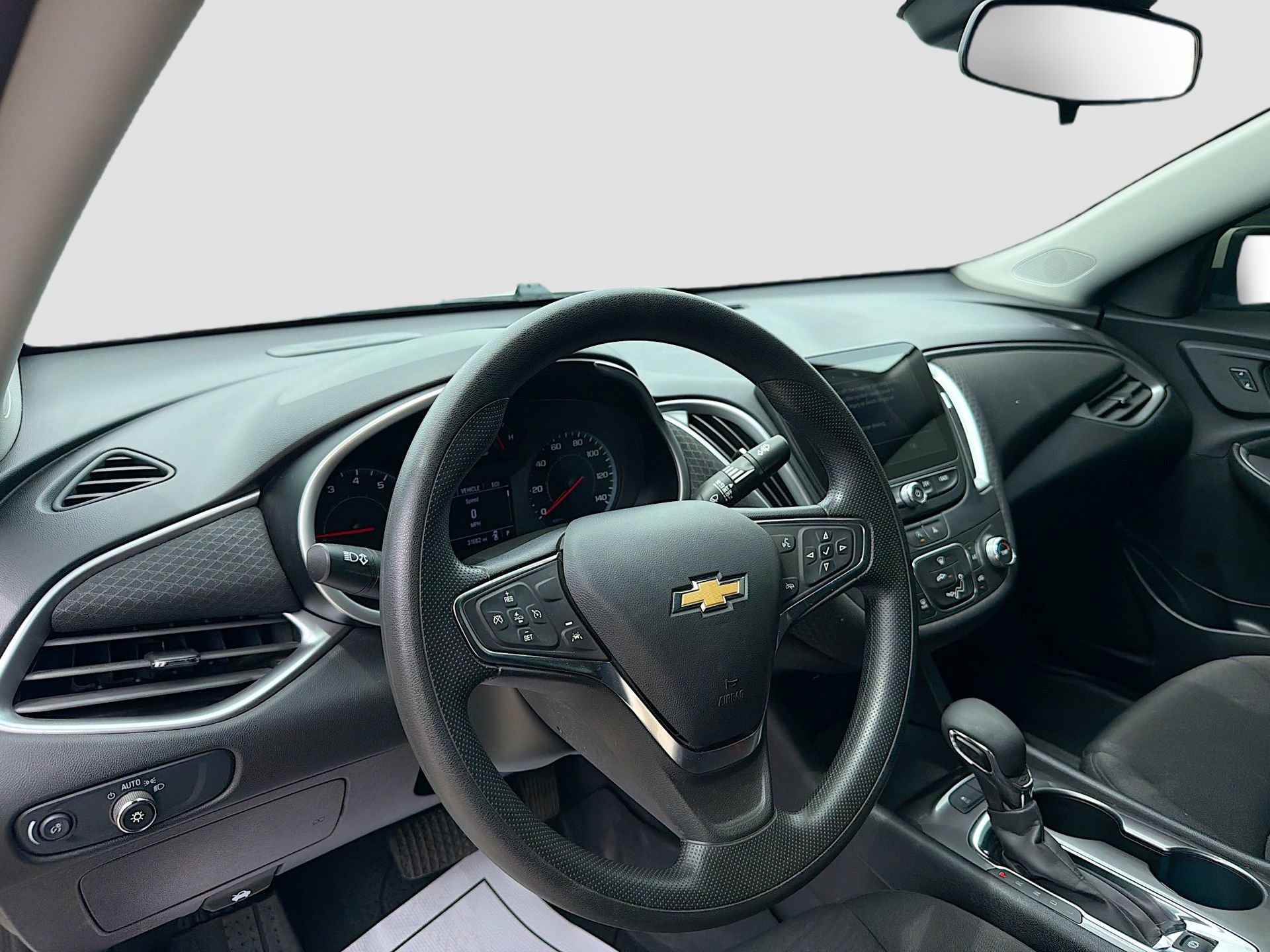 Used 2025 Chevrolet Malibu LS w/ LPO, Floor Liner Package FWD image 11