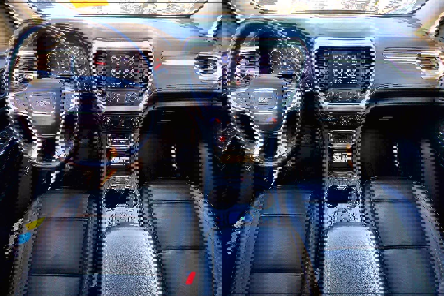 Used 2020 GMC Acadia SLT w/ Premium Package image 14