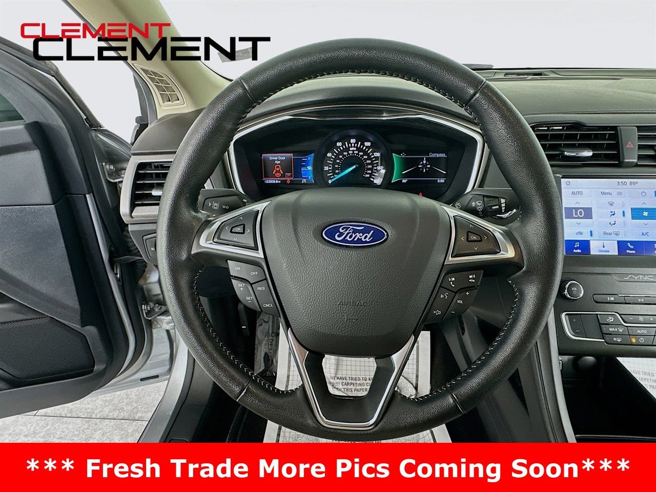 Certified 2020 Ford Fusion SE w/ Equipment Group 151A FWD image 15