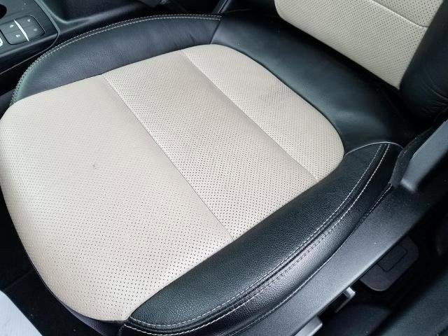 Certified 2022 Ford Escape Titanium w/ Titanium Elite Package image 14