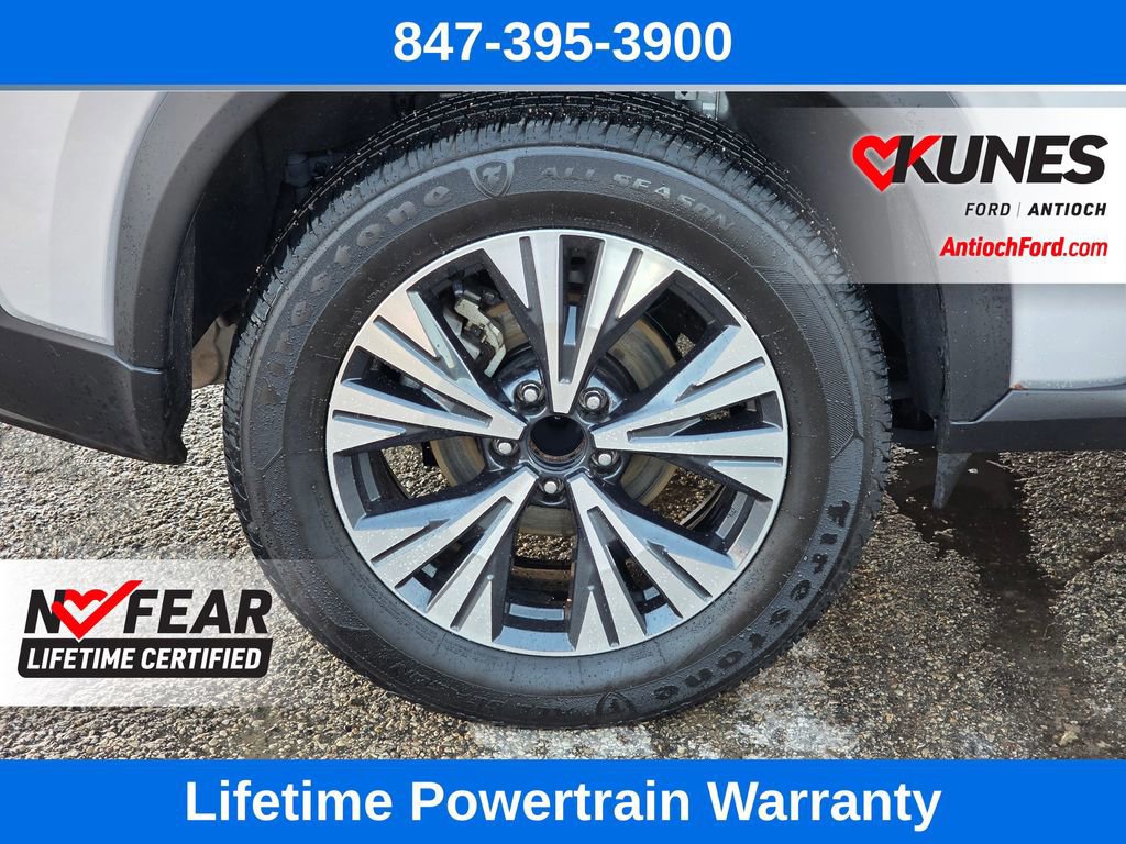 Used 2023 Nissan Rogue SV image 10