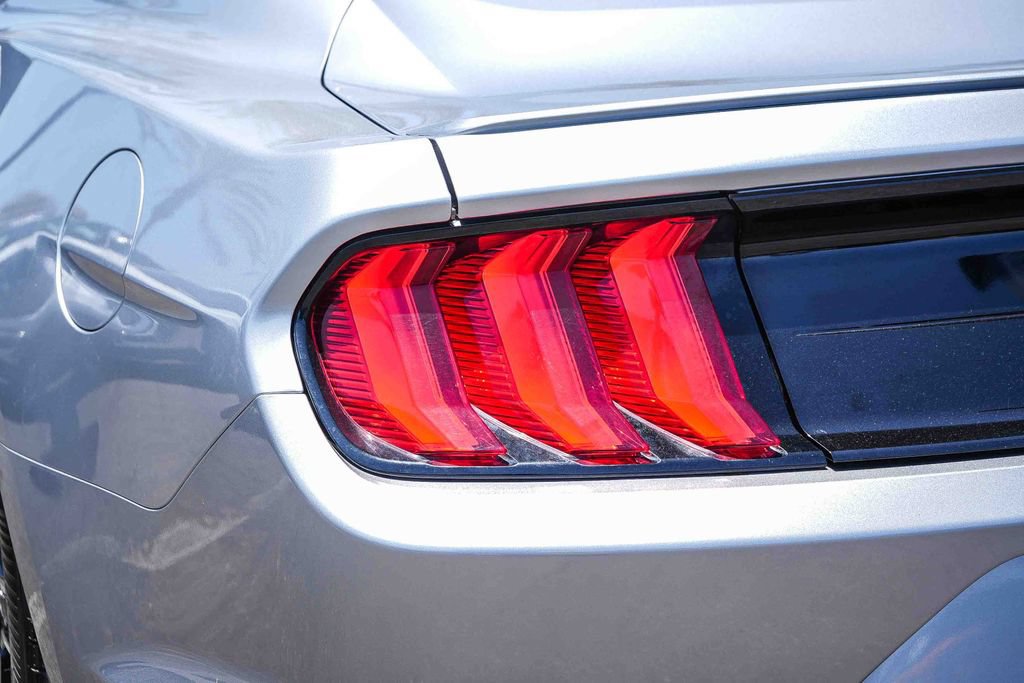 Certified 2022 Ford Mustang Premium RWD image 11