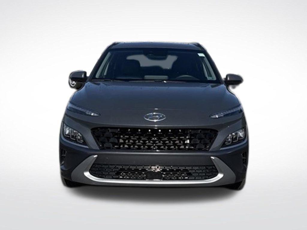 Used 2023 Hyundai Kona Limited AWD/4WD image 2