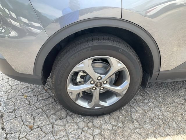 Certified 2025 Ford Escape ST-Line AWD/4WD image 37
