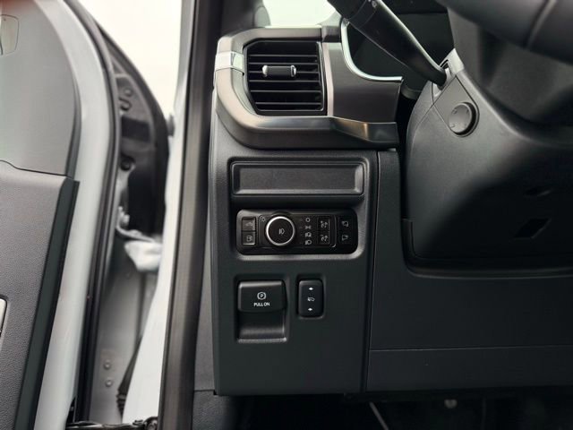 Certified 2025 Ford F150 Platinum AWD/4WD image 31