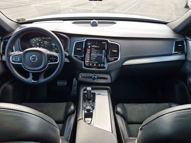 Used 2022 Volvo XC90 T8 R-Design AWD/4WD image 10