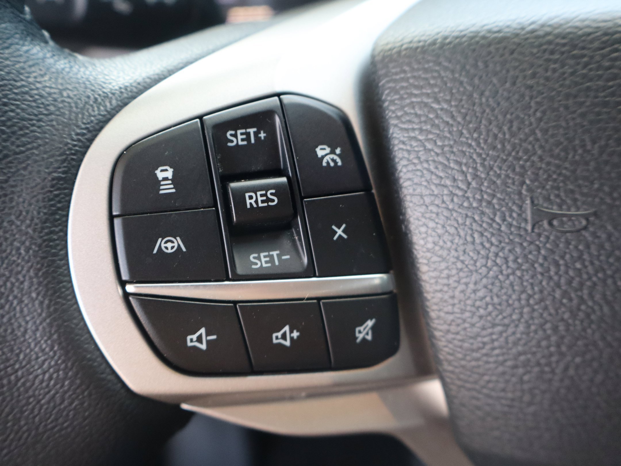 Certified 2022 Ford Explorer Limited RWD image 16