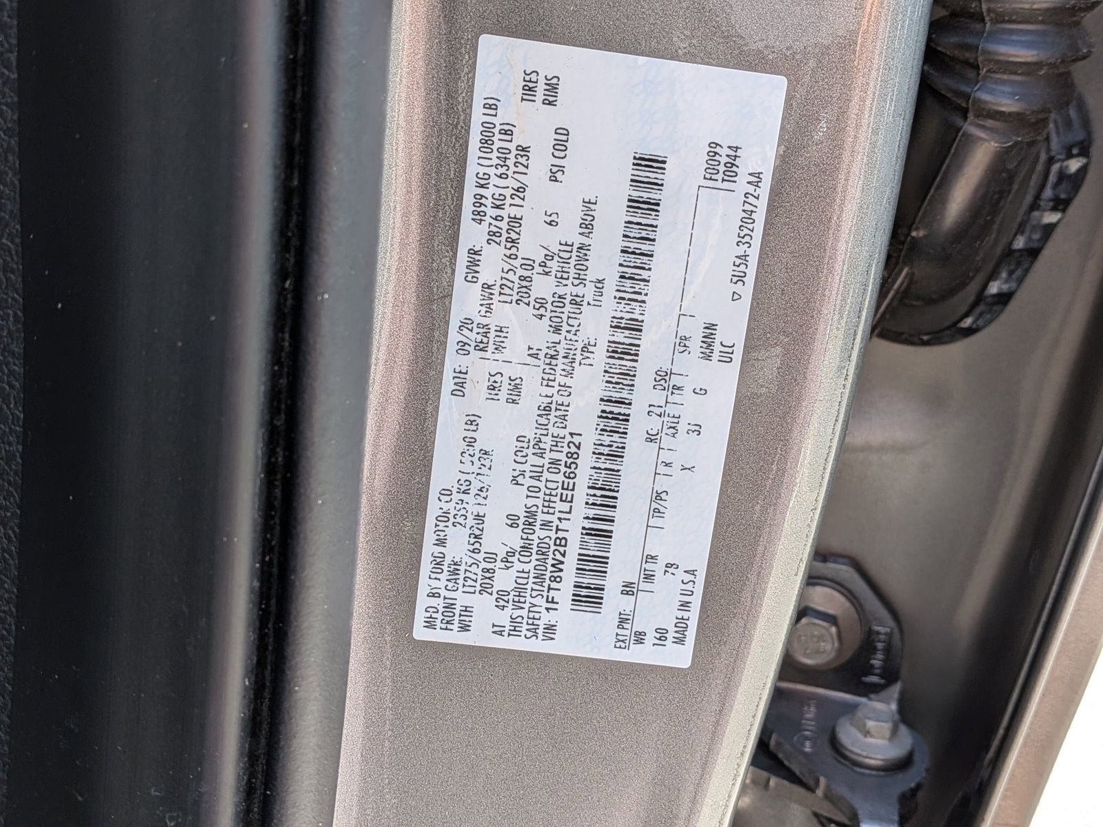 Certified 2020 Ford F250 Platinum w/ FX4 Off-Road Package image 16