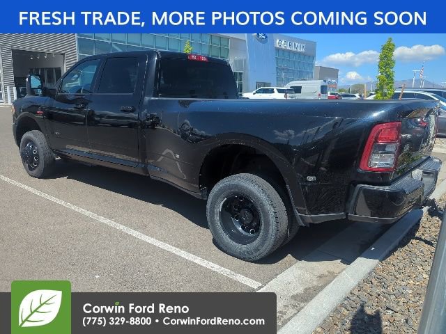 Used 2024 RAM 3500 Big Horn w/ Night Edition AWD/4WD image 9
