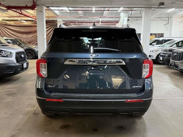 Certified 2023 Ford Explorer XLT AWD/4WD image 5