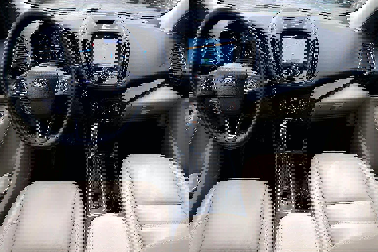 Certified 2018 Ford Escape SE w/ Ford Safe & Smart Package AWD/4WD image 14