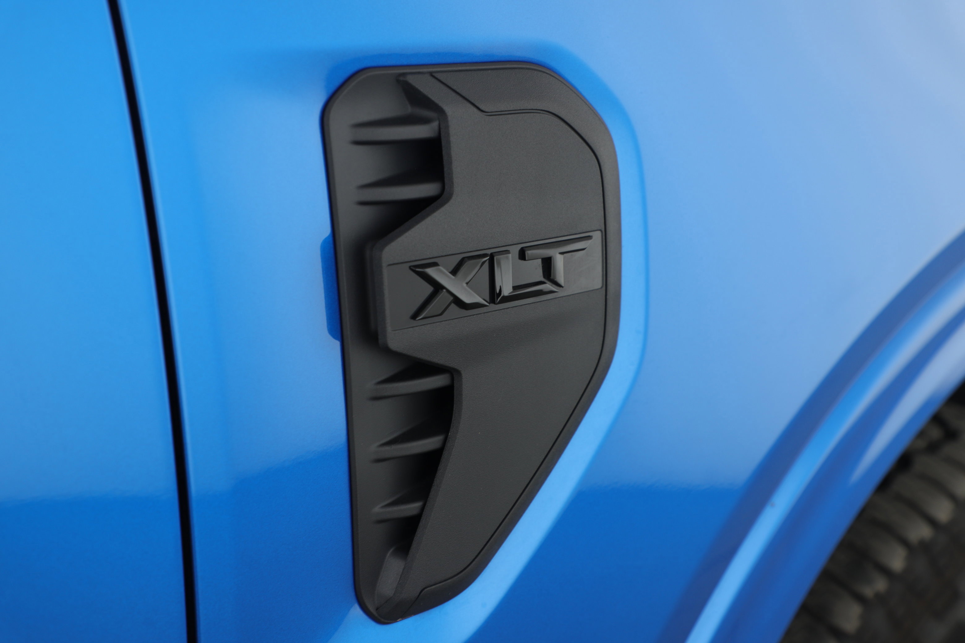 Certified 2025 Ford Ranger XLT w/ Equipment Group 301A High image 14