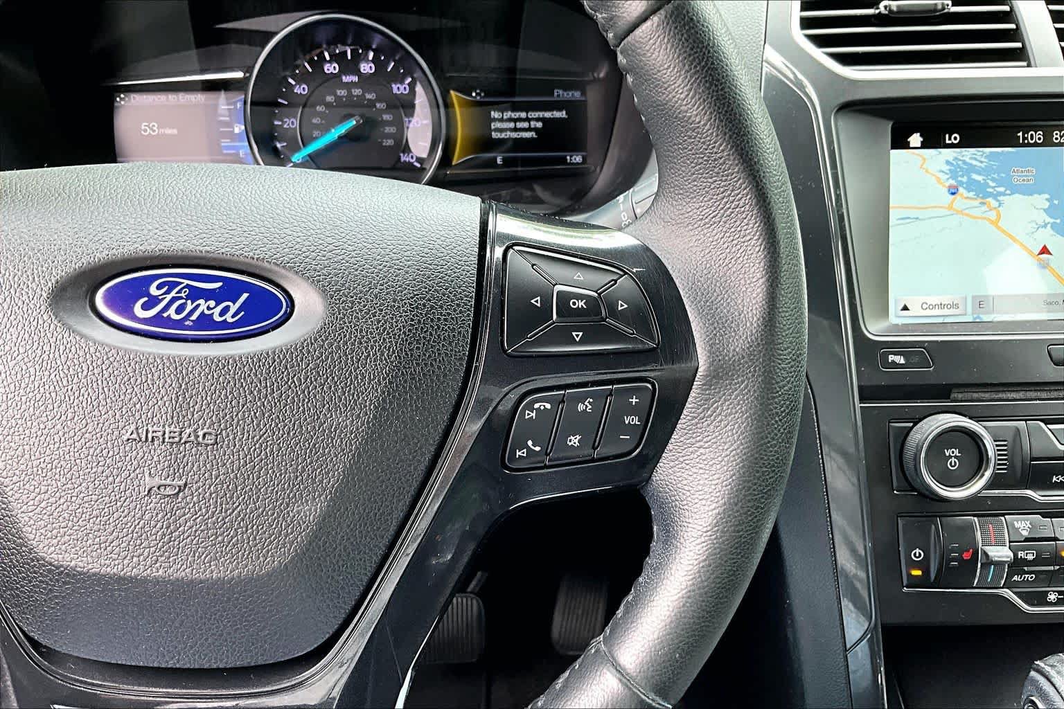 Certified 2018 Ford Explorer XLT w/ Equipment Group 202A AWD/4WD image 25