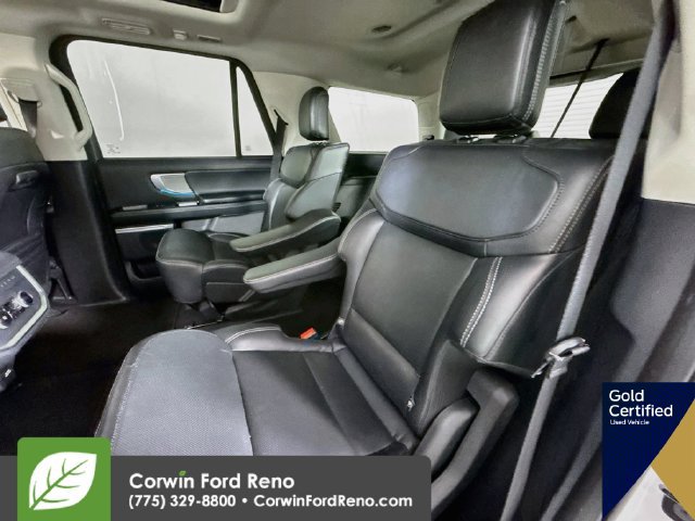 Certified 2025 Ford Expedition Platinum AWD/4WD image 28