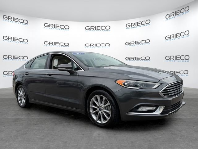 Certified 2017 Ford Fusion SE w/ Fusion SE Technology Package