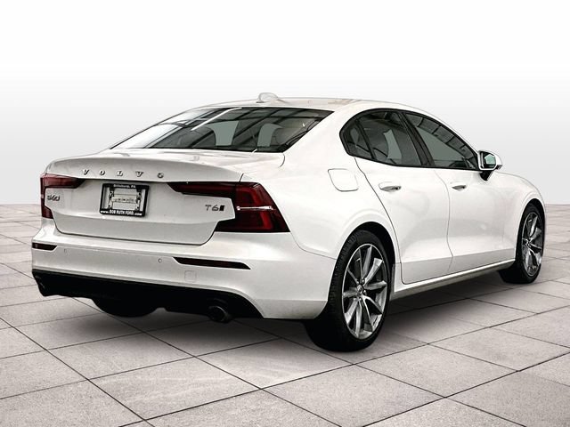 Used 2020 Volvo S60 T6 Momentum AWD/4WD image 11
