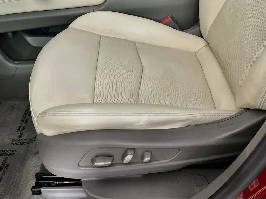 Used 2021 Cadillac XT5 Premium Luxury FWD image 30