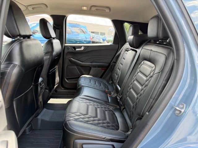 Certified 2024 Ford Escape Platinum w/ Premium Technology Package AWD/4WD image 14