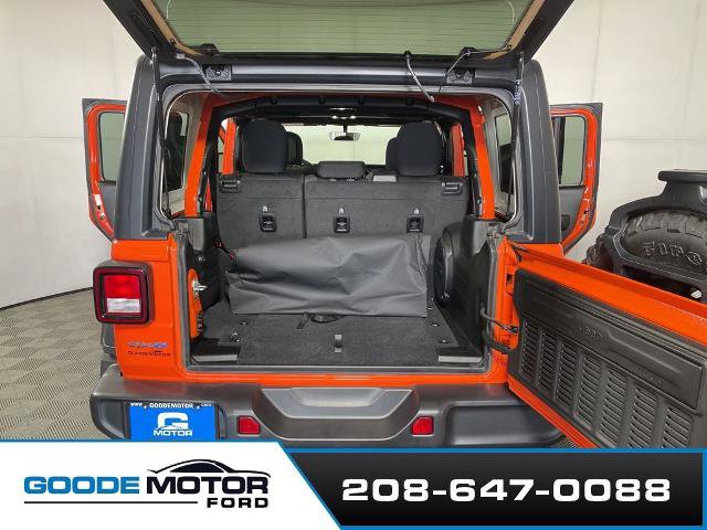 Used 2023 Jeep Wrangler Unlimited w/ Cold Weather Group AWD/4WD image 21