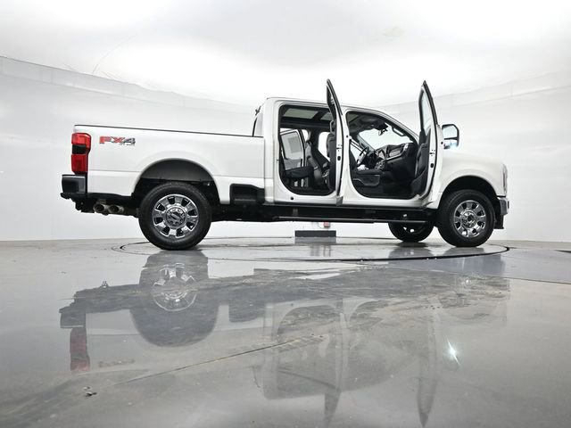 Certified 2024 Ford F250 Lariat w/ Lariat Ultimate Package AWD/4WD image 47