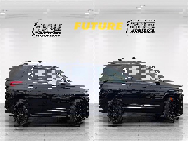 Used 2023 Chevrolet Traverse Premier w/ LPO, 'HIT The Road' Package image 3