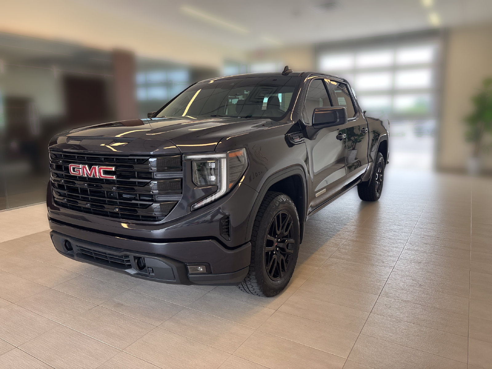 Used 2023 GMC Sierra 1500 Elevation AWD/4WD image 4