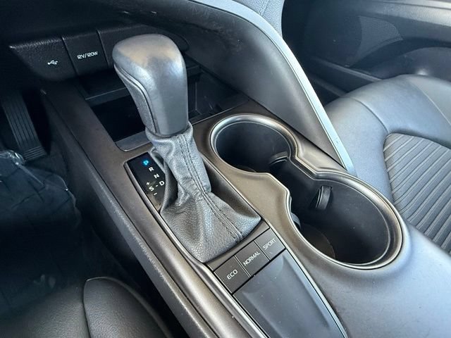 Used 2022 Toyota Camry SE FWD image 26