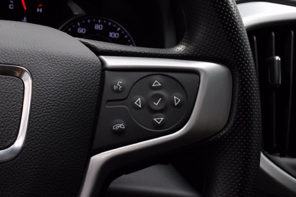 Used 2023 GMC Terrain SLE FWD image 28