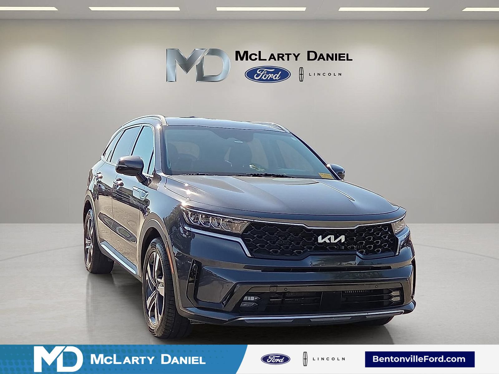 Used 2023 Kia Sorento EX AWD/4WD image 1