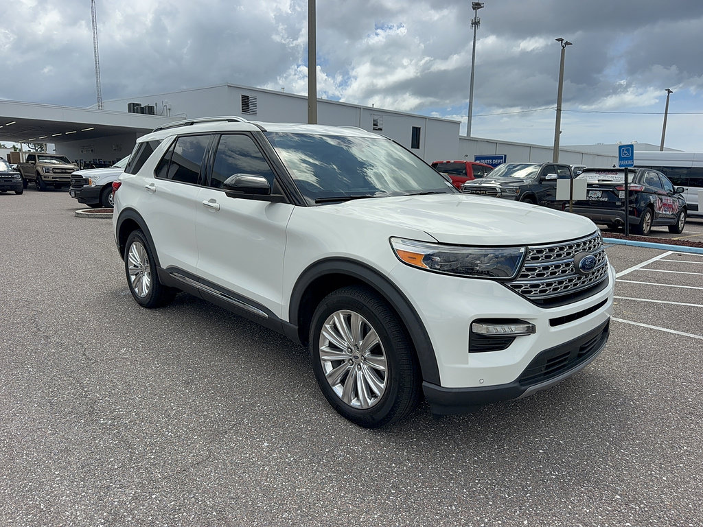 Certified 2022 Ford Explorer Limited w/ Hybrid Equipment Group 310A AWD/4WD image 4