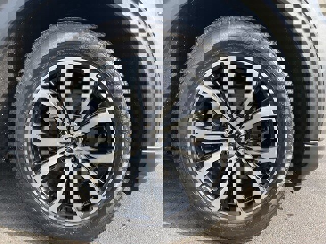 Certified 2022 Ford Explorer ST-Line image 4