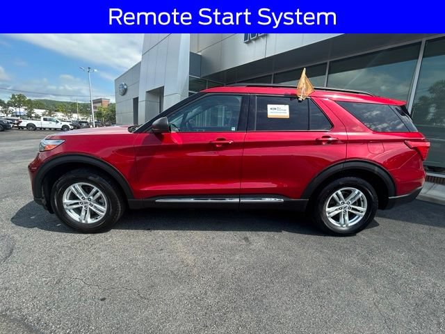 Certified 2023 Ford Explorer XLT w/ Equipment Group 202A AWD/4WD image 4