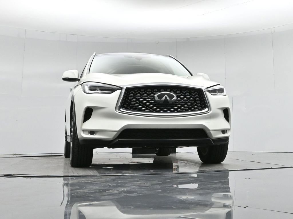 Used 2022 INFINITI QX50 Luxe image 7