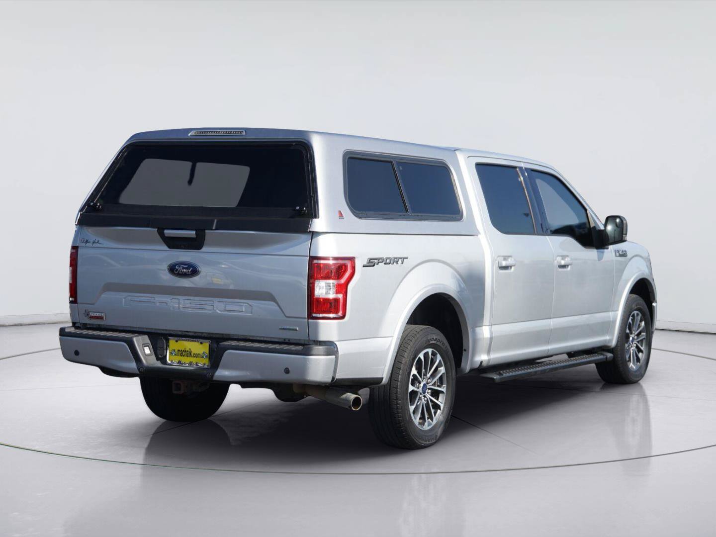 Certified 2018 Ford F150 XLT w/ Equipment Group 302A Luxury RWD image 5