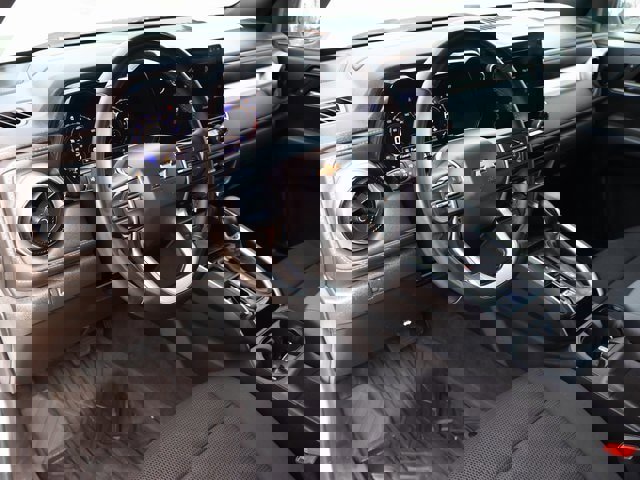 Used 2024 Chevrolet Colorado LT w/ LT Convenience Package image 22