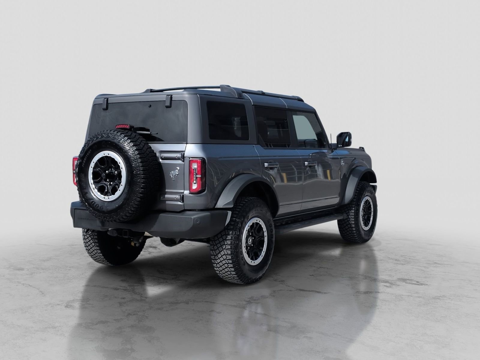 Certified 2023 Ford Bronco Outer Banks w/ Sasquatch Package image 8