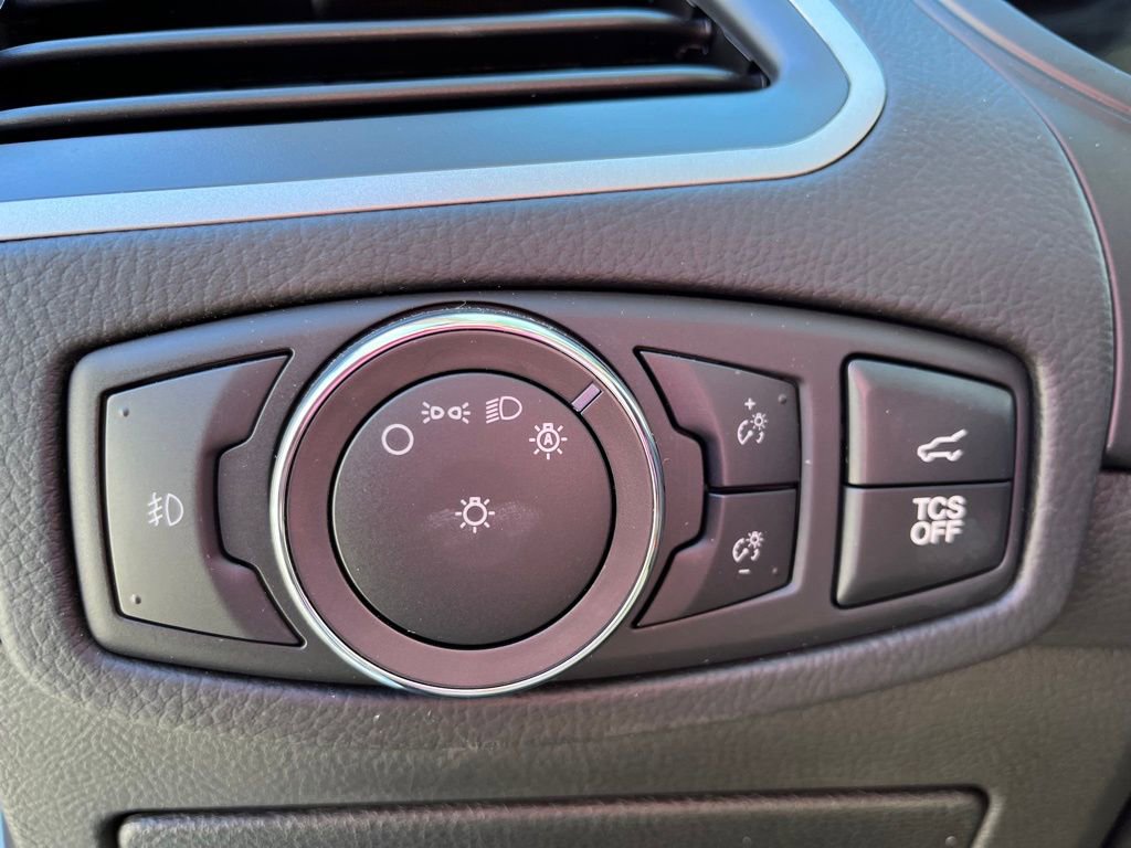 Certified 2022 Ford Edge SEL w/ Convenience Package image 22