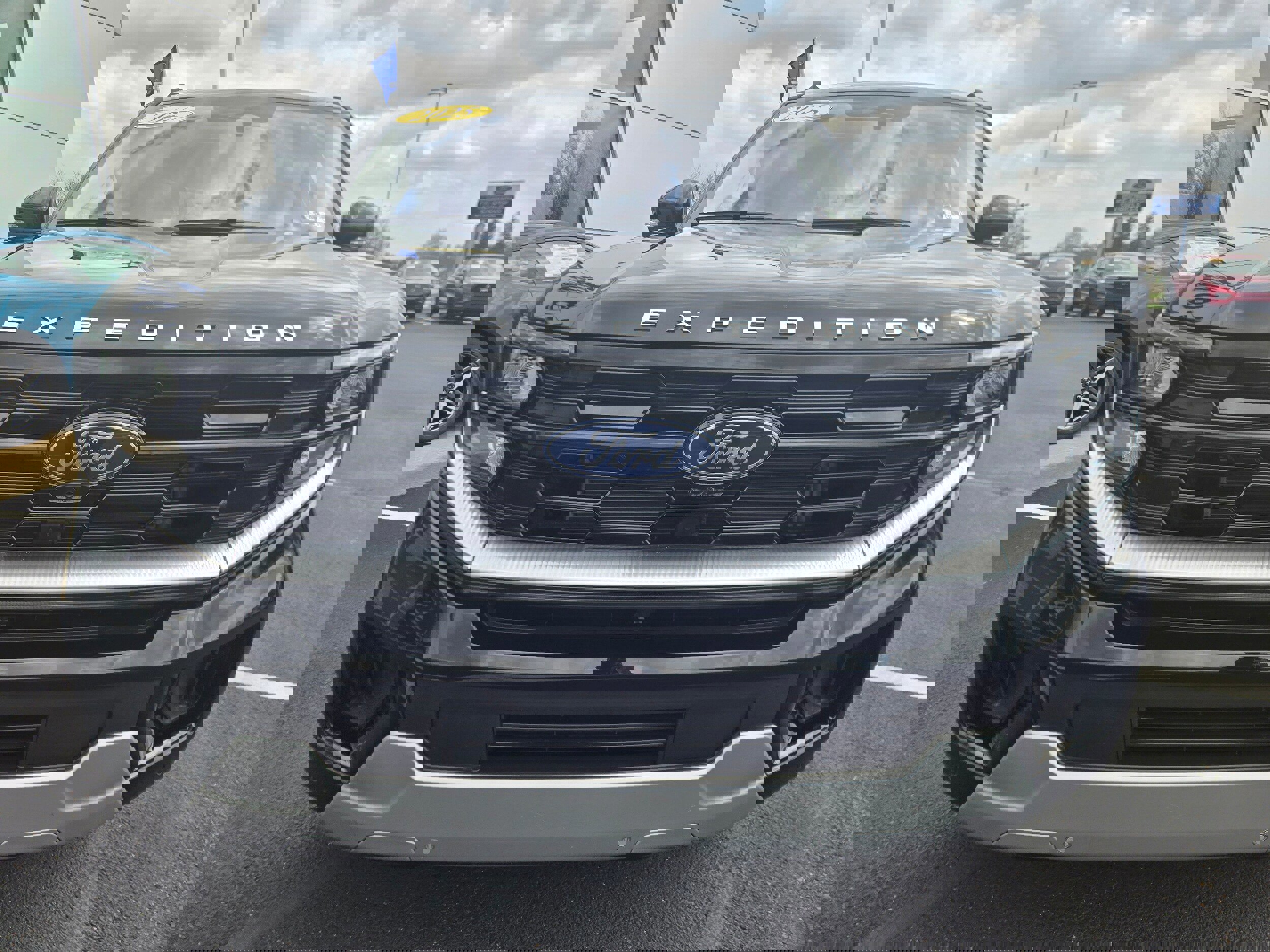 Certified 2025 Ford Expedition Platinum image 7