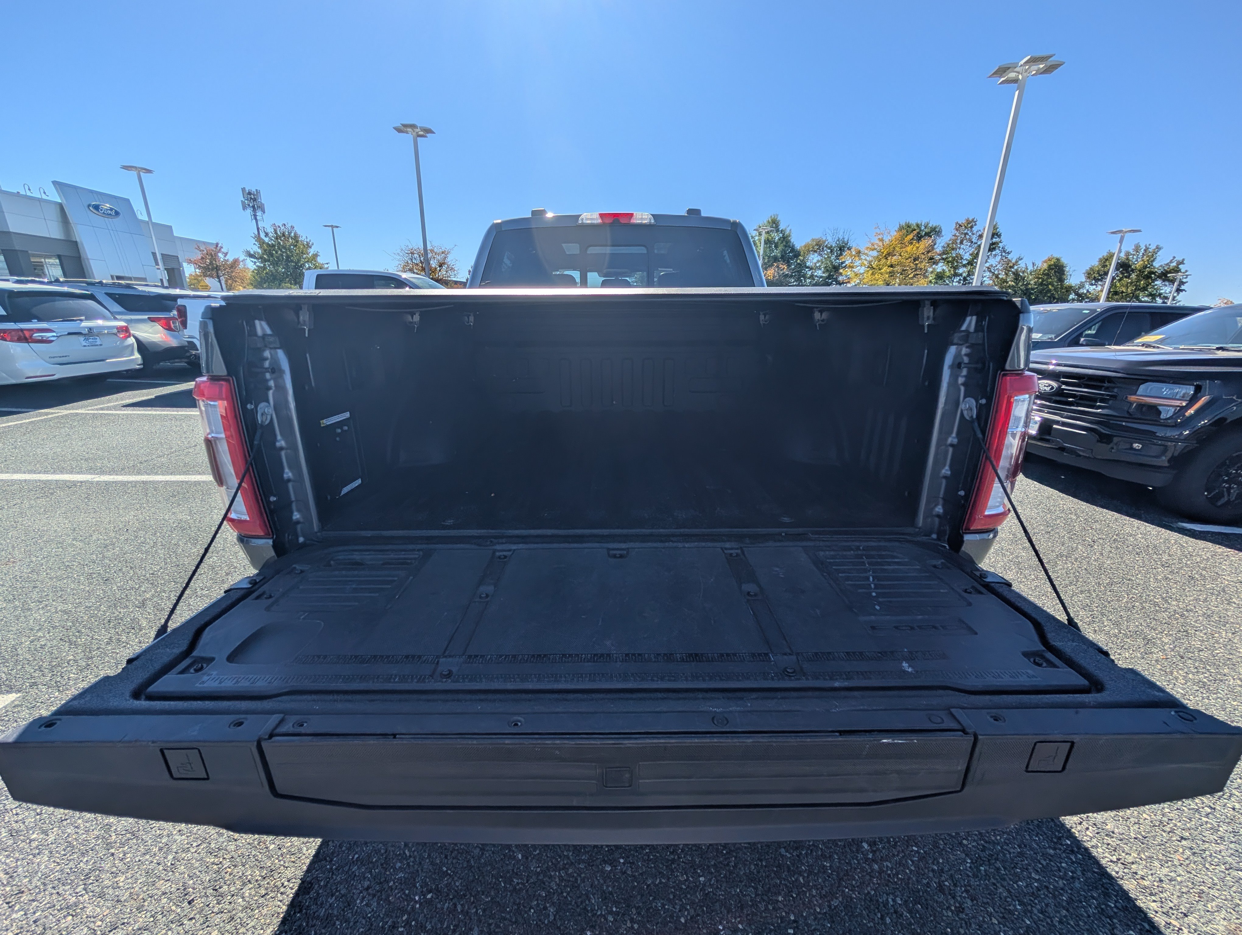 Certified 2023 Ford F150 Lariat w/ Max Trailer Tow Package AWD/4WD image 12